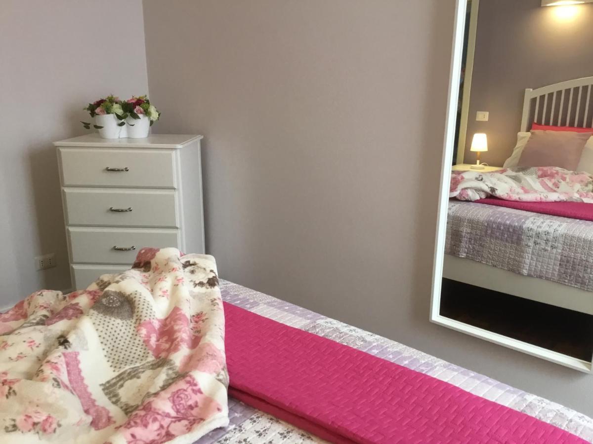 Comolakehome A Due Passi Dal Lago Dervio Exterior foto