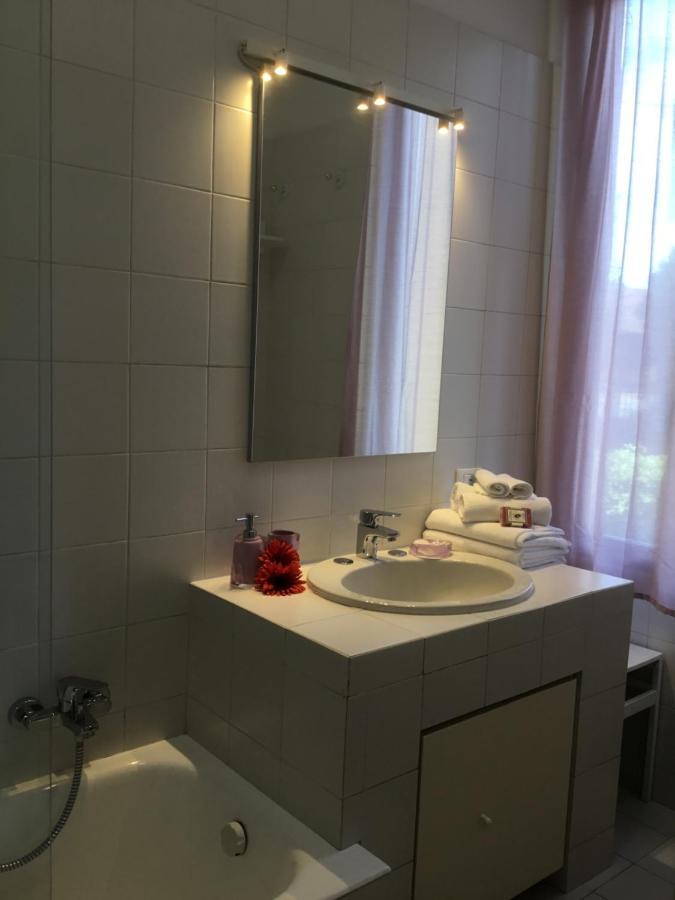 Comolakehome A Due Passi Dal Lago Dervio Exterior foto